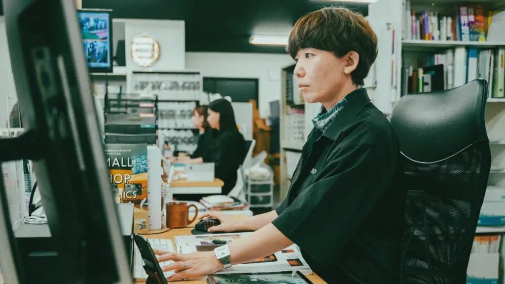 みせがまえ本舗の専属スタッフ